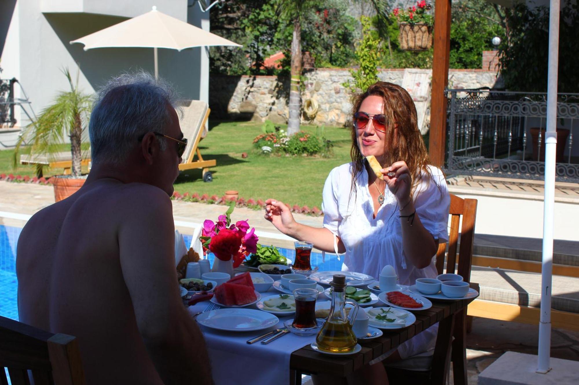 Mavi Deniz Konuk Evi เซลิมิเย ภายนอก รูปภาพ